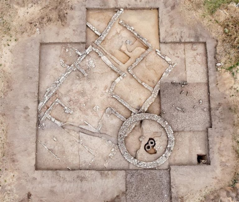LA ARQUITECTURA DE LA ANTIGUA GRECIA Y SUS IMPORTANTES TEMPLOS