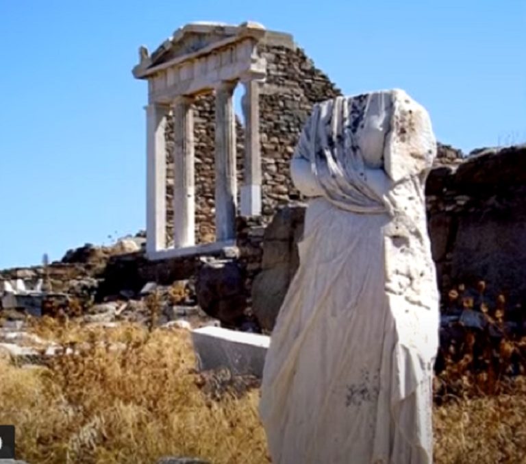 EL TEMPLO DE APOLO EN DELFOS Y SU HISTORIA